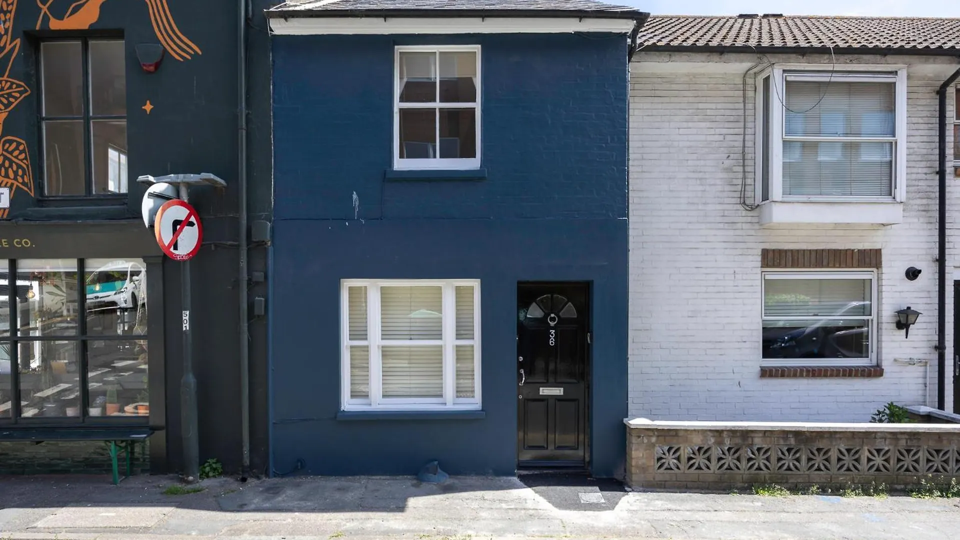 بيت للعطل Typical English Terraced House برايتون